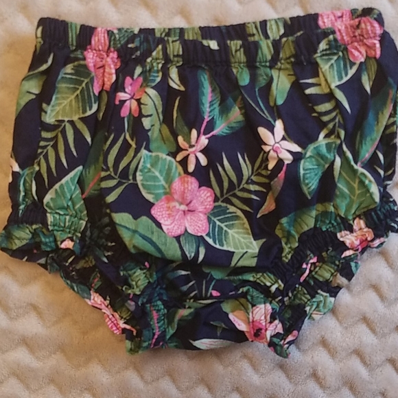 Summer outfit - Picture 3 of 6